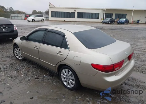 2005 Honda Accord 2.4 Lx from USA, damaged, VIN 1HGCM56435A012235